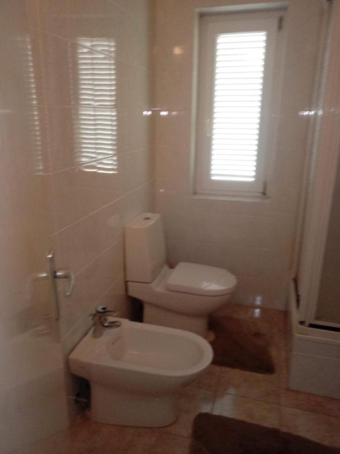 Apartmani Ketryn Crikvenica Eksteriør bilde