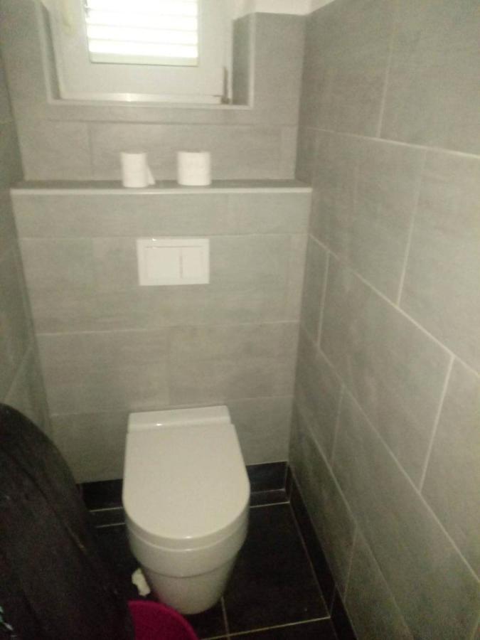Apartmani Ketryn Crikvenica Eksteriør bilde